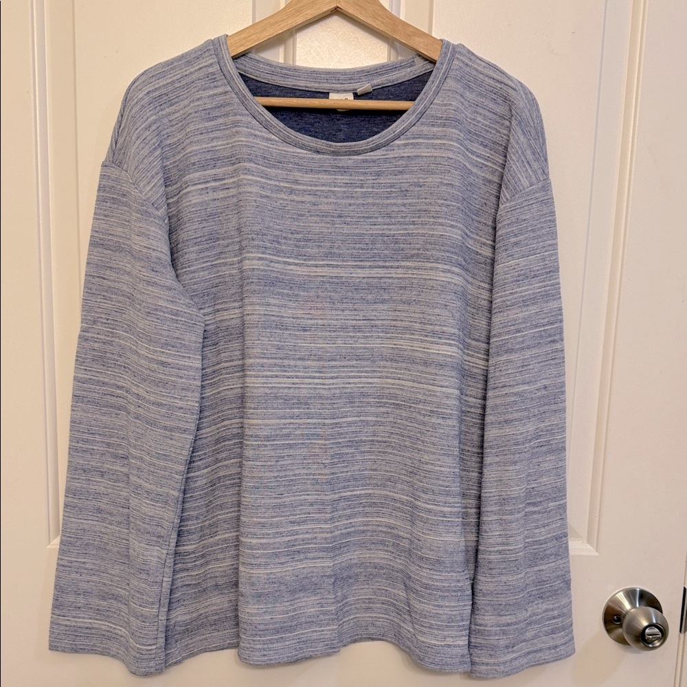 GAP Heather Blue Long Sleeve Shirt Size: L